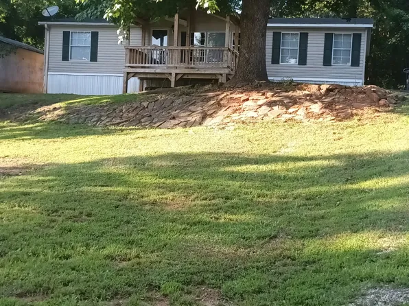 486 N Pond Fork Rd, Westminster, SC 29693