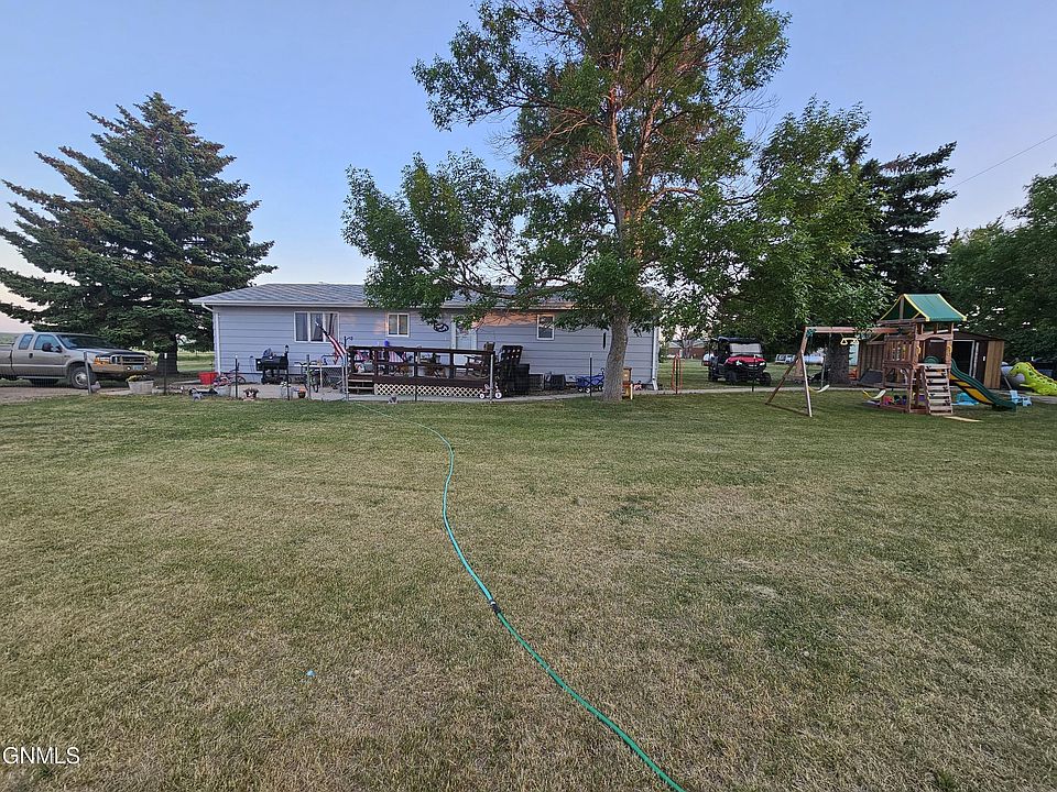 405 4th St E, Grenora, ND 58845 Zillow