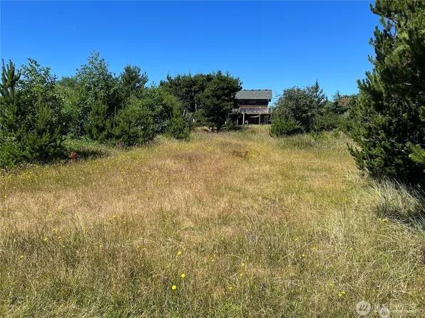 34915 I Place, Ocean Park, WA 98640