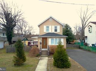 135 Clinton Ave, Williamstown, NJ 08094