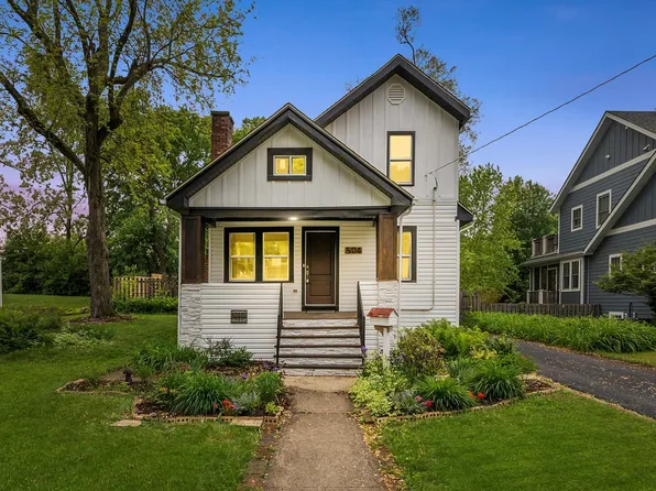 504 Newton Ave, Glen Ellyn, IL 60137