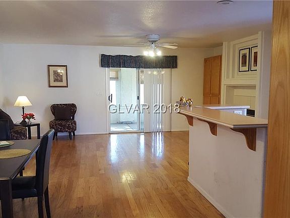 4th image of 7513 Summer Crest Ln