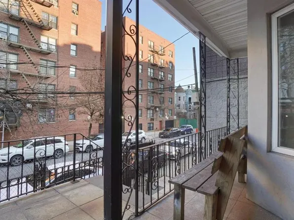 1823 Anthony Avenue image 26 of 31