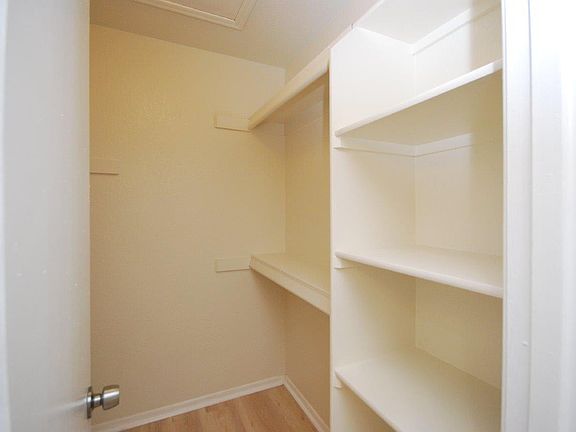 5th image of 6228 E Greenway St APT 103