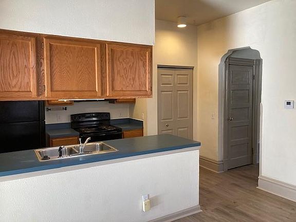 3rd image of 3953 Shenandoah Ave #A