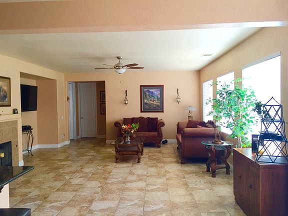 5th image of 12373 Los Moras St