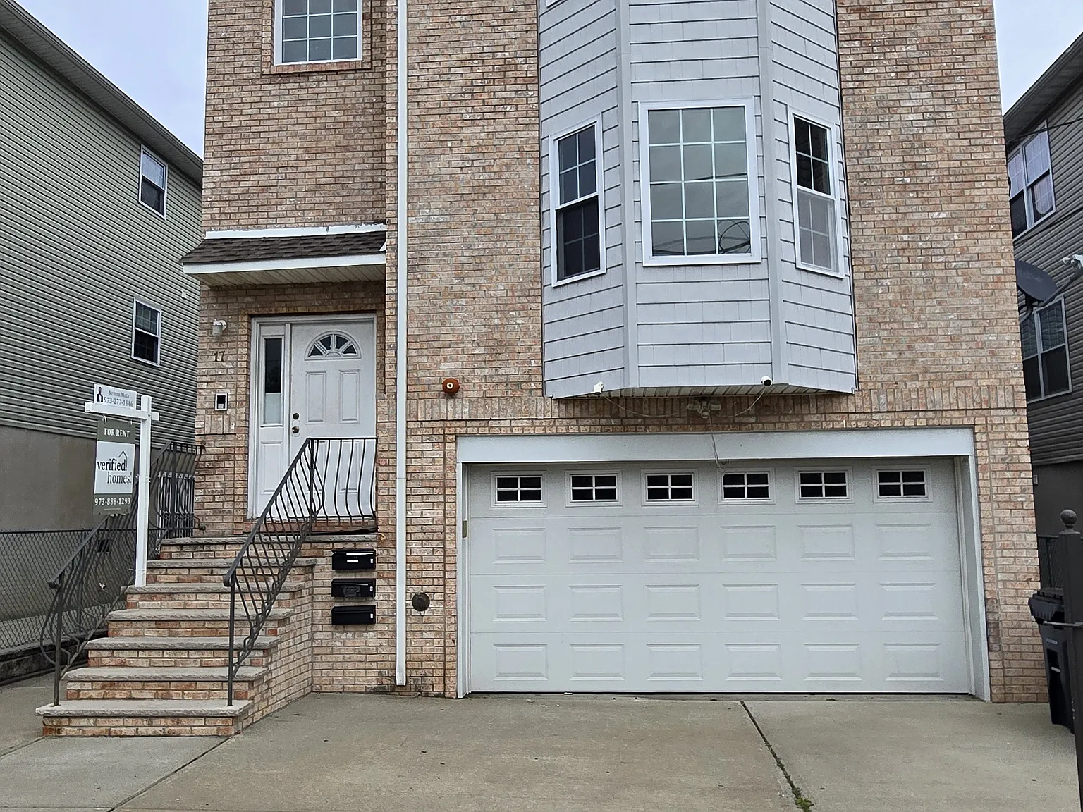 3 bed, 1600 sqft, $2,850 — Photo 1