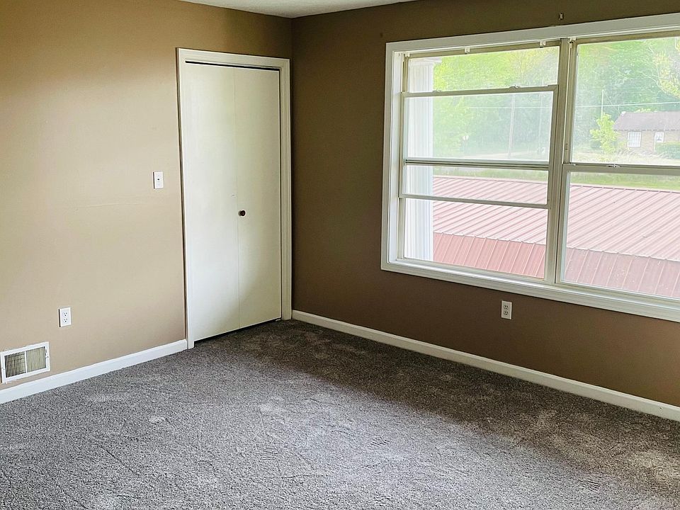 5655 Paw Paw Lake Rd APT B, Coloma, MI 49038 Zillow