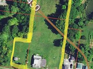 464 Main St, Burnt Prairie, IL 62820