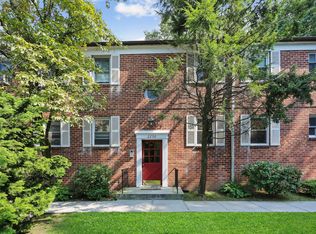 2278 Palmer Ave APT 6B, New Rochelle, NY 10801