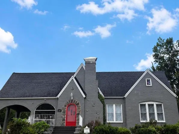 215 Oakdale St, Martinsville, VA 24112