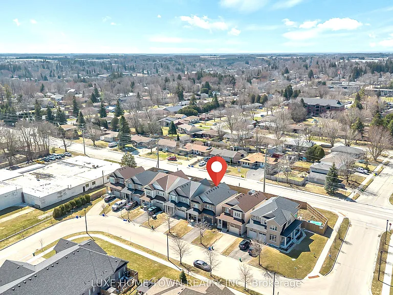 19 Findlay Way — Photo 46