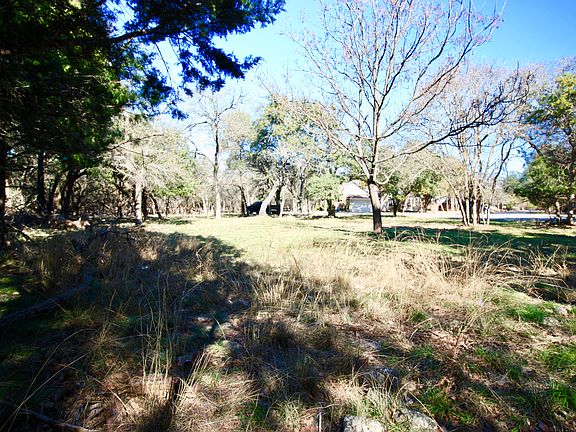 4th image of 18 Corkwood Ct