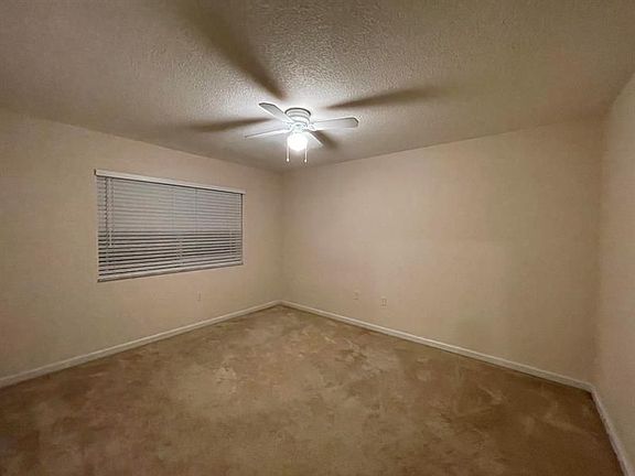 5th image of 211 SW Palm Dr APT 306