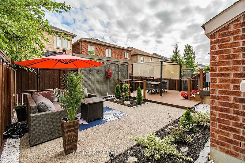 Burlington House for rent - 5 Bedrooms — photo 34