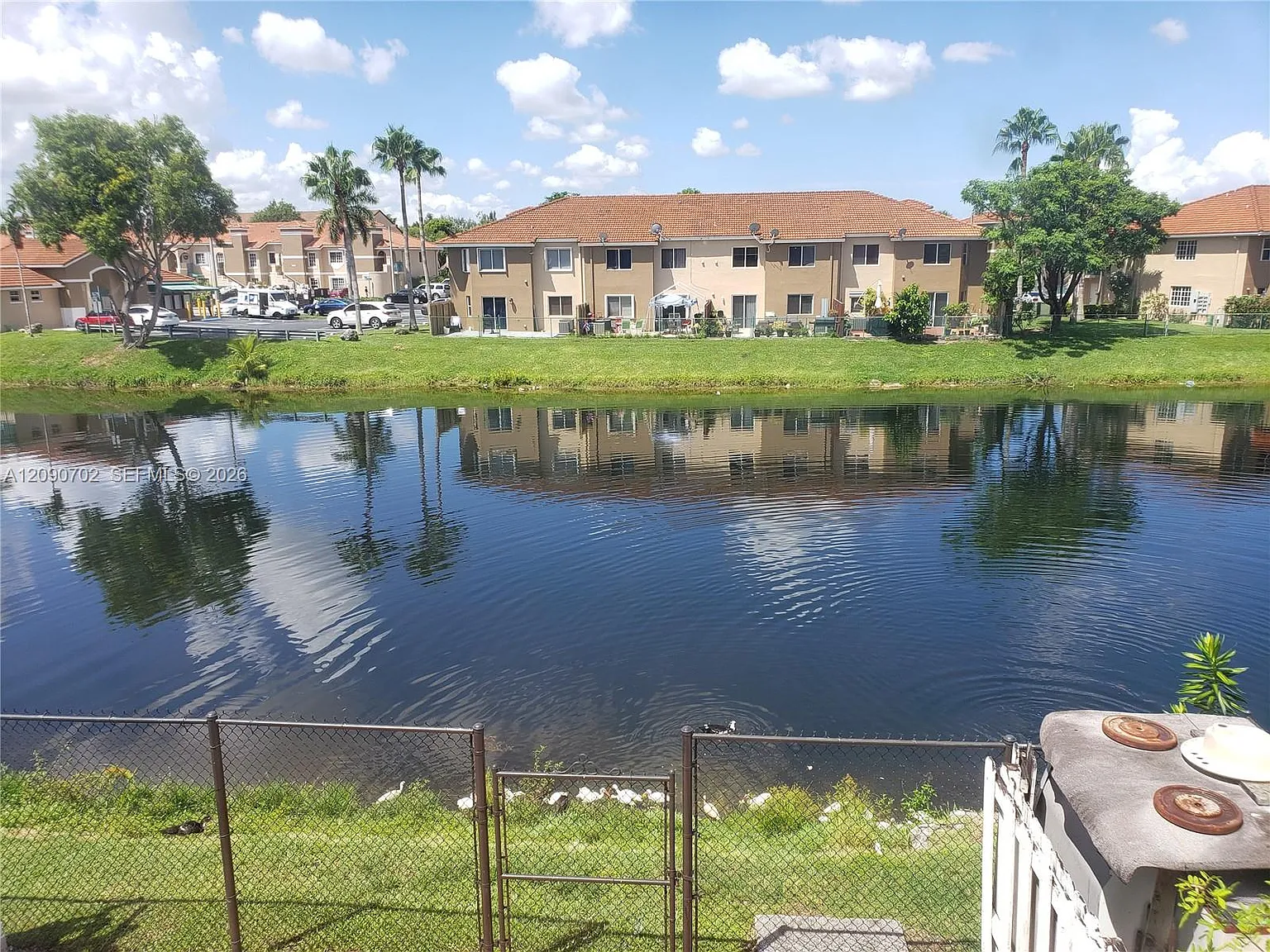 Terra Lake Villas Condo — Photo 2