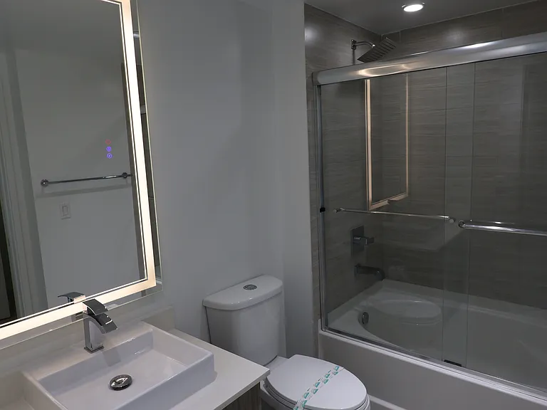 445 NE 39th St #316 — Photo 7