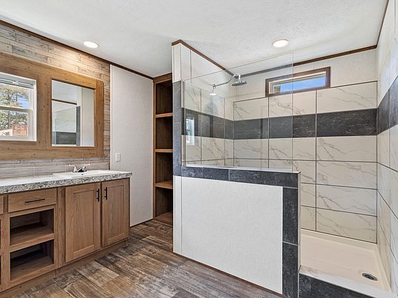 5th image of 182 Audubon Ave #182AU
