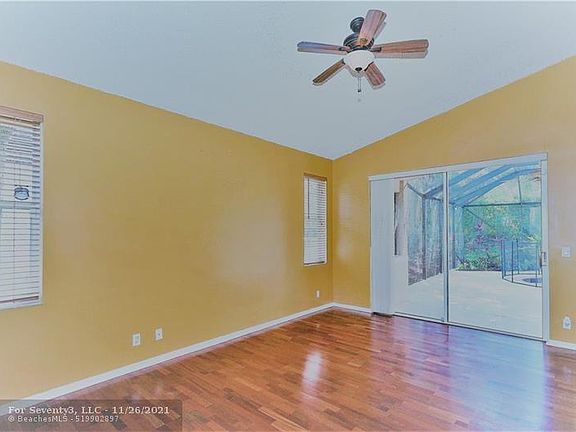 5th image of 1489 Lantana Ct
