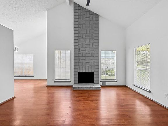 5th image of 18070 Garden Manor Drive