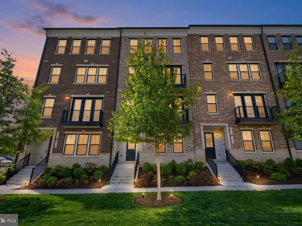 20775 Lamlash Ter, Ashburn, VA 20147