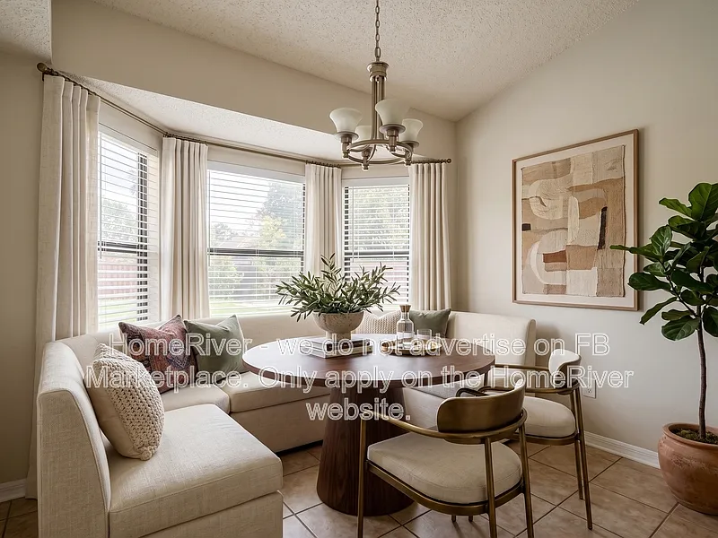 3 bed, 2.0 bath, 1302 sqft, $1,850 — Photo 3