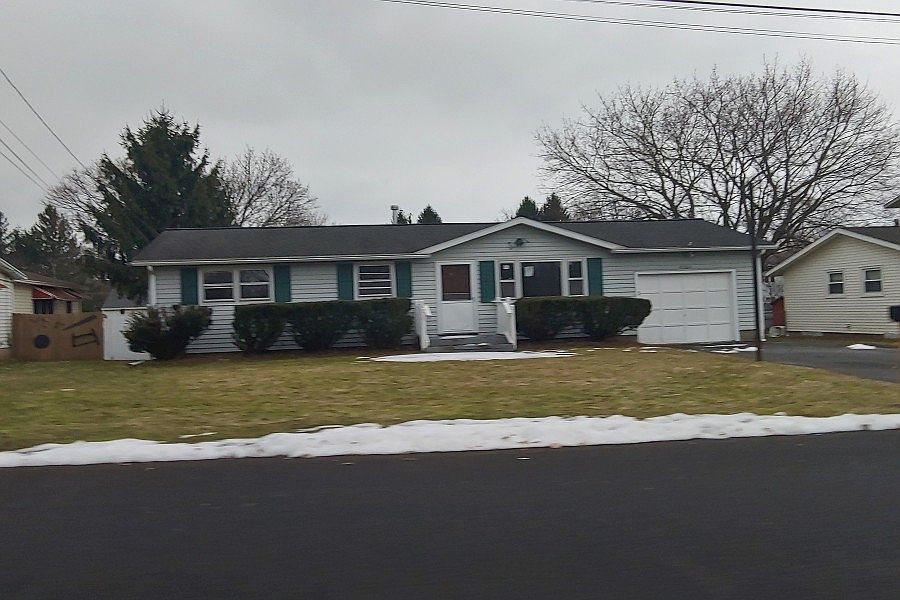 1st image of 4264 Vega Crse