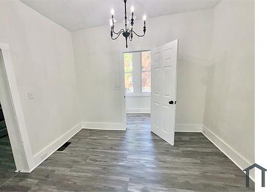 5th image of 3429 Piedmont Ave