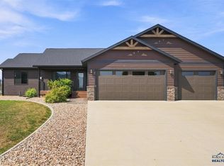 1011 Mac Ln, Spearfish, SD 57783
