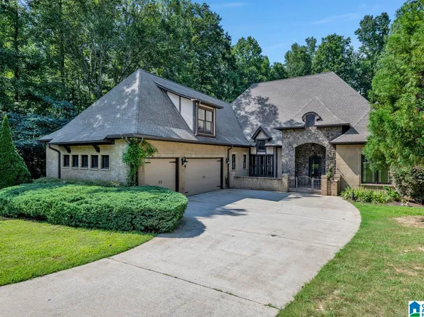 101 Courtyard Dr, Chelsea, AL 35043