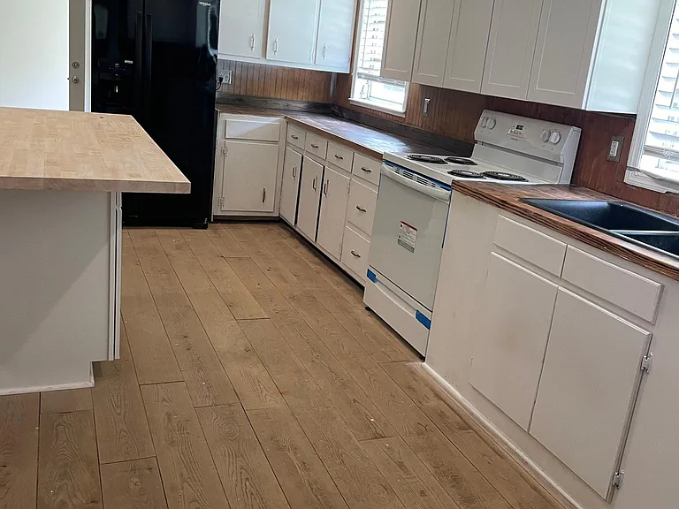 715 Corinth Rd — Photo 14