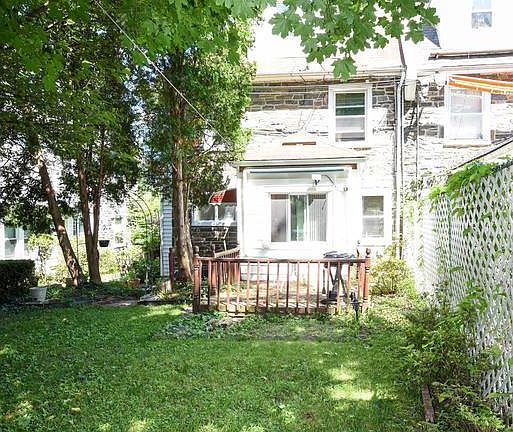 4th image of 5418 Woodbine Ave