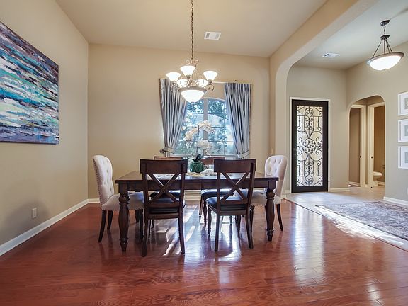 5th image of 3306 Medaris Ln
