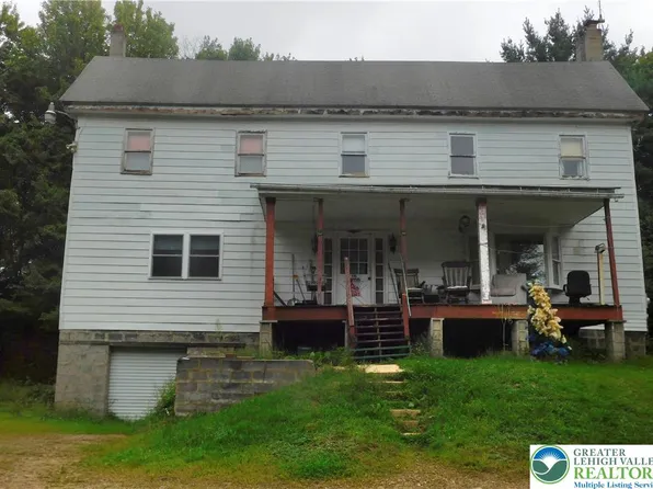 996 Greenwood St, Palmerton, PA 18071
