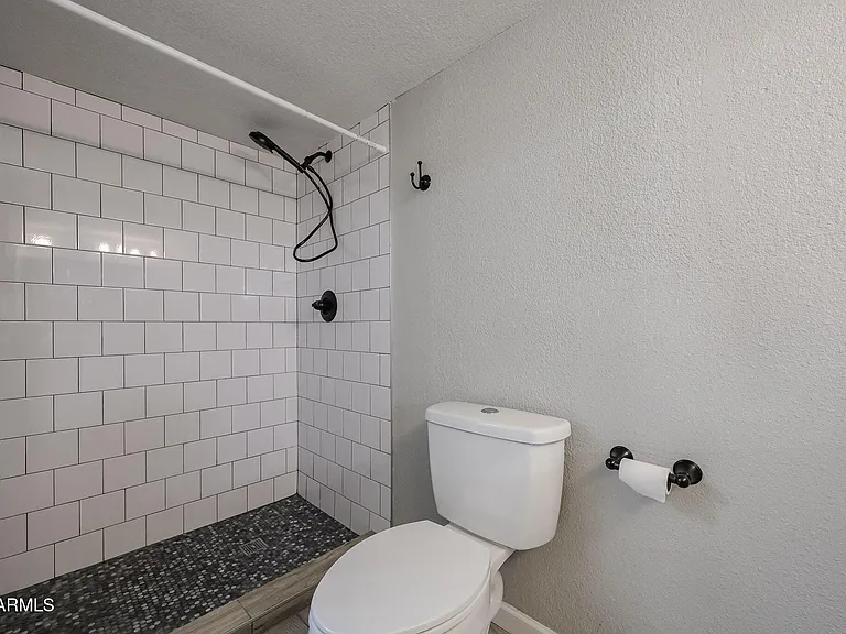 351 E Thomas Rd #D201 — Photo 41