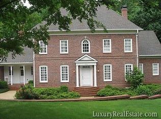 553 Bryn Mawr Ln NW, Atlanta, GA 30327