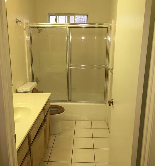 5822 Harold Way — Photo 8