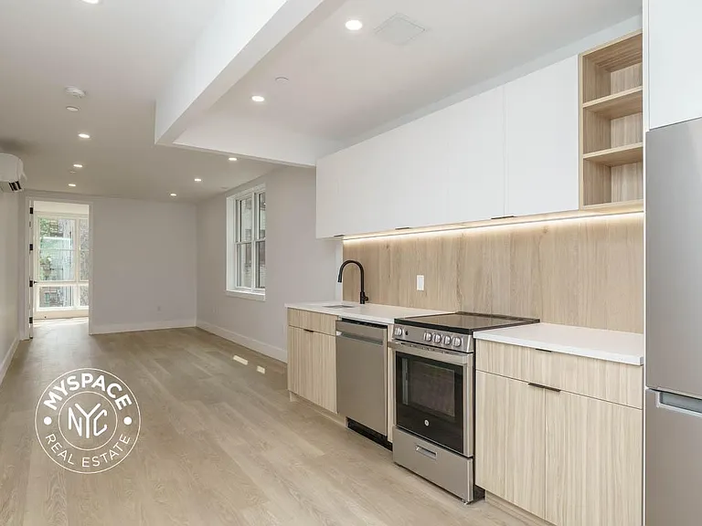 1359 Nostrand Ave #2D — Photo 8