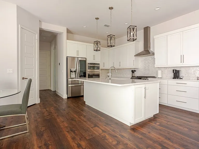 6808 SW 77th St — Photo 5