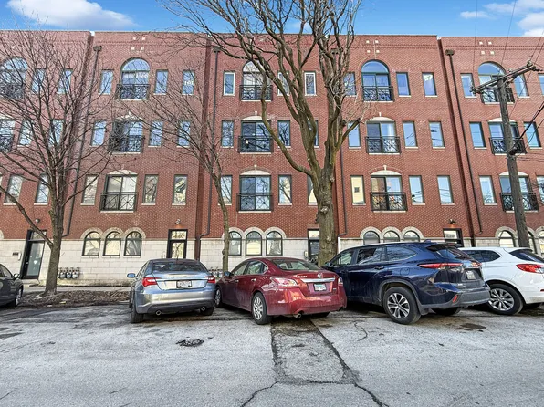 422 N Noble St APT 4, Chicago, IL 60642