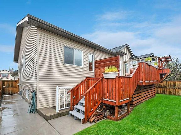 4th image of 133 S Oakmere Point