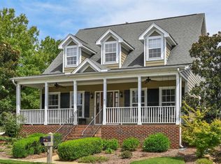 2 Spring Tree Dr, Simpsonville, SC 29681