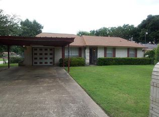 1722 Saddle Rock Dr, Houston, TX 77088