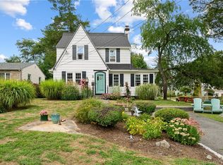 155 Glenwood Ave, New London, CT 06320