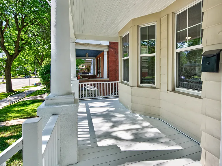 2621 N Humboldt Blvd — Photo 29