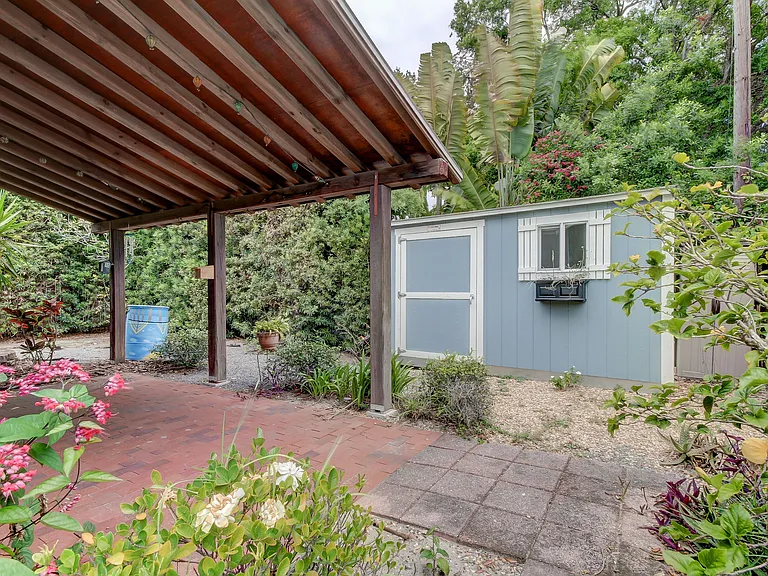 115 N Gomez Ave — Photo 19