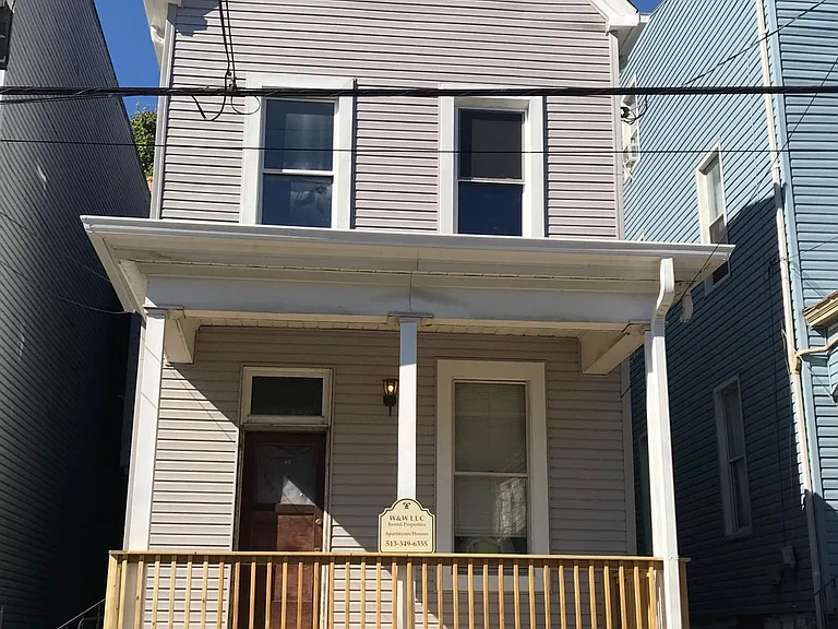 2327 Stratford Ave #2 — Photo 1