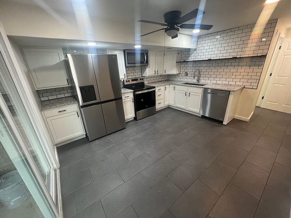 1218 E Henry Clay Ave