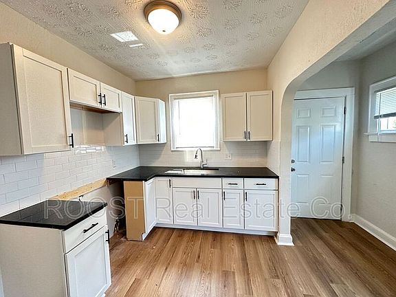 2nd image of 1305-1307 E 24th Ave #24