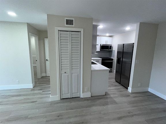 4th image of 6407 Bay Club Drive #3